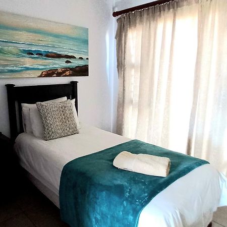 Blue Sea Guest House East London Luaran gambar